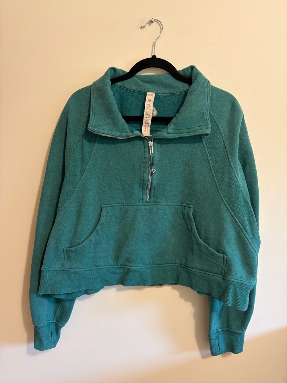 LULULEMON- XL-XXL Scuba Oversized Funnel-
Neck Half Zip.